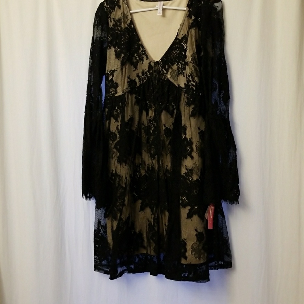 Lace dress
